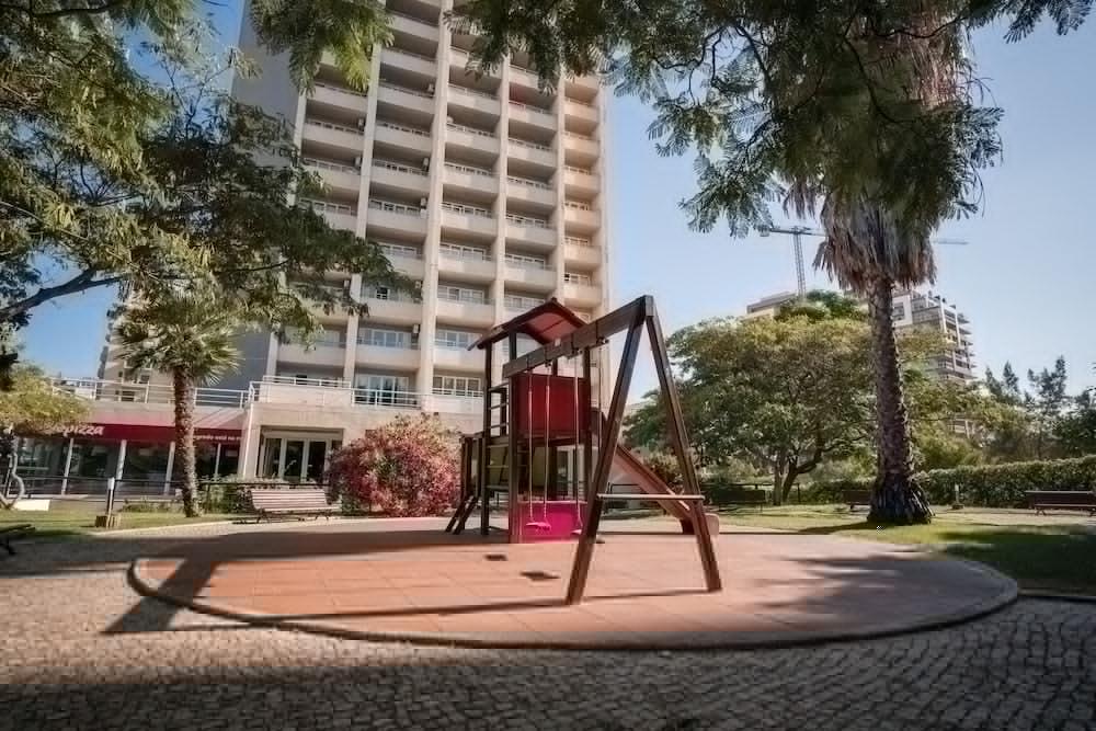 Apartamentos Jardins Da Rocha Portimão Eksteriør bilde